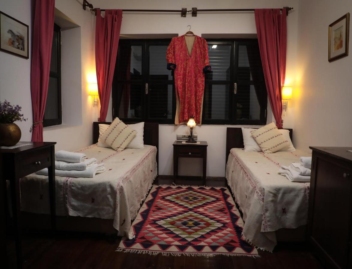 Hadrianus Pansion Hotel Antalya Kültér fotó
