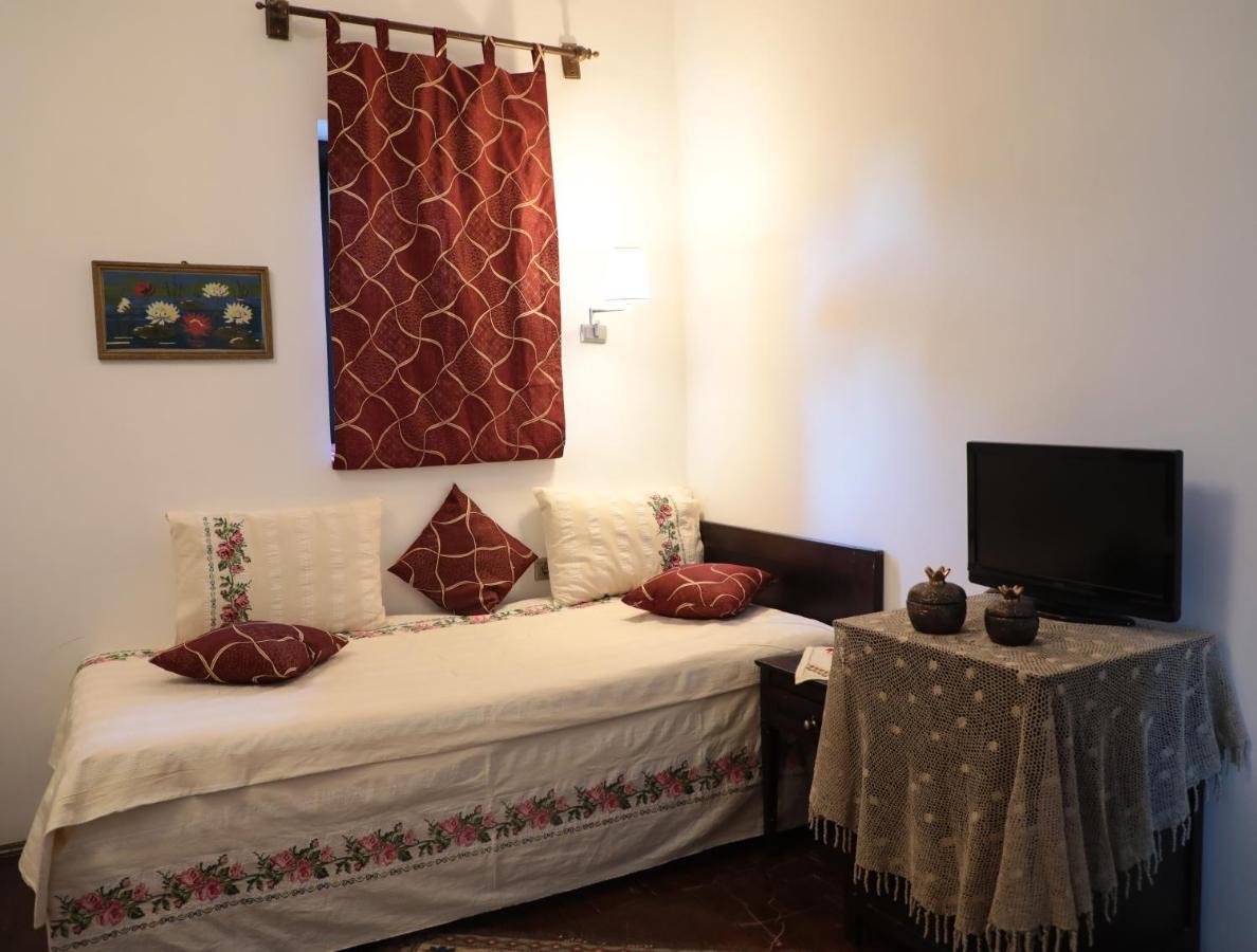 Hadrianus Pansion Hotel Antalya Kültér fotó